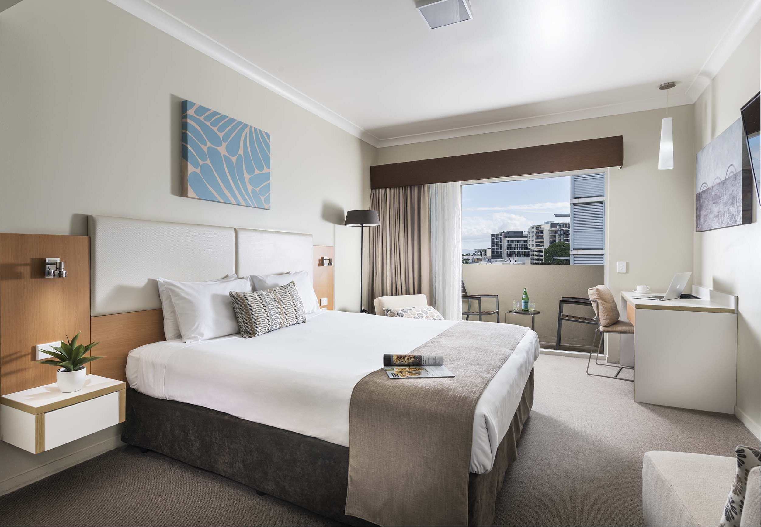 Grand Hotel and Apartments Townsville - Accommodation